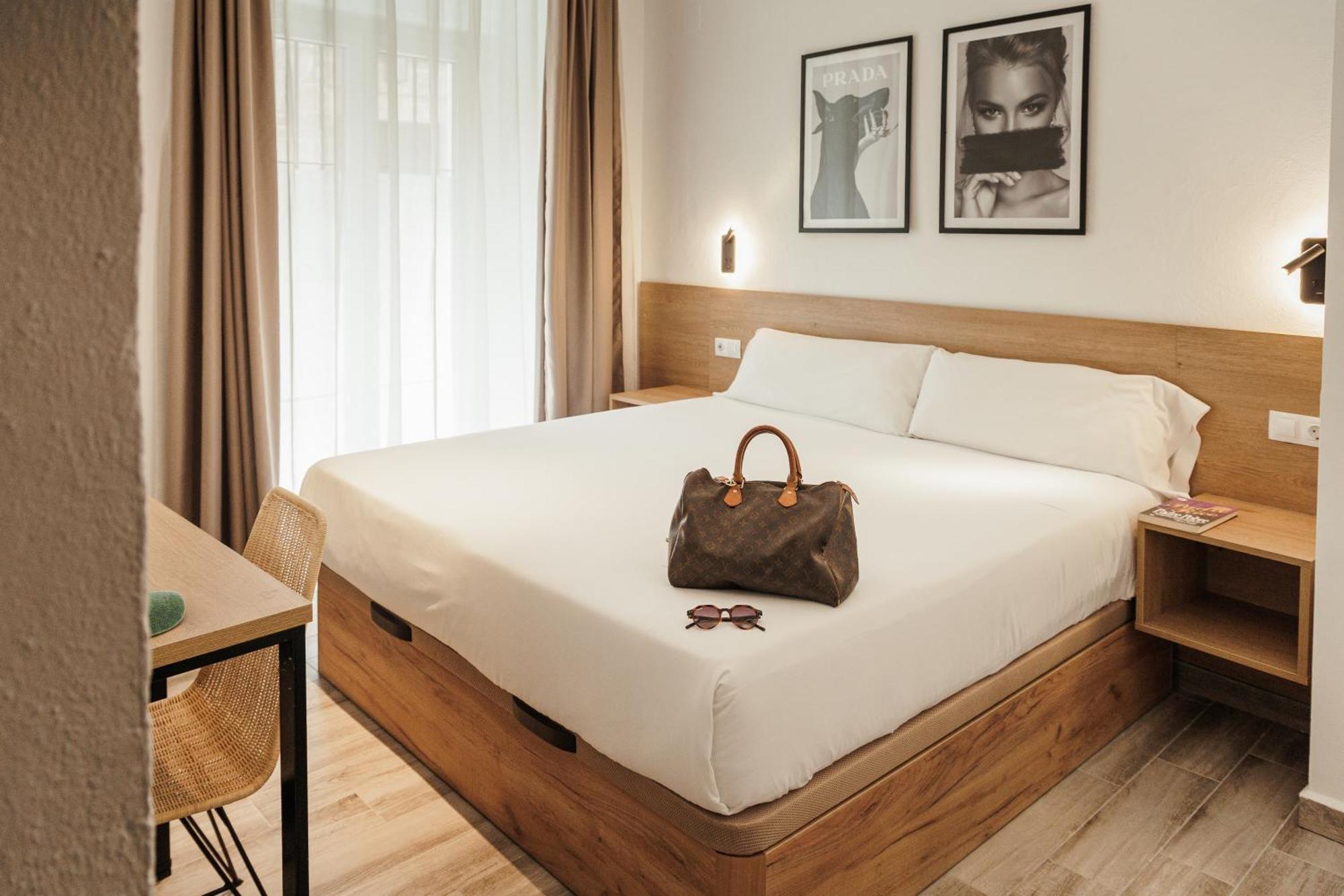 Astuto 21 Suites - Adults Only Херес де ла Фронтера Екстериор снимка