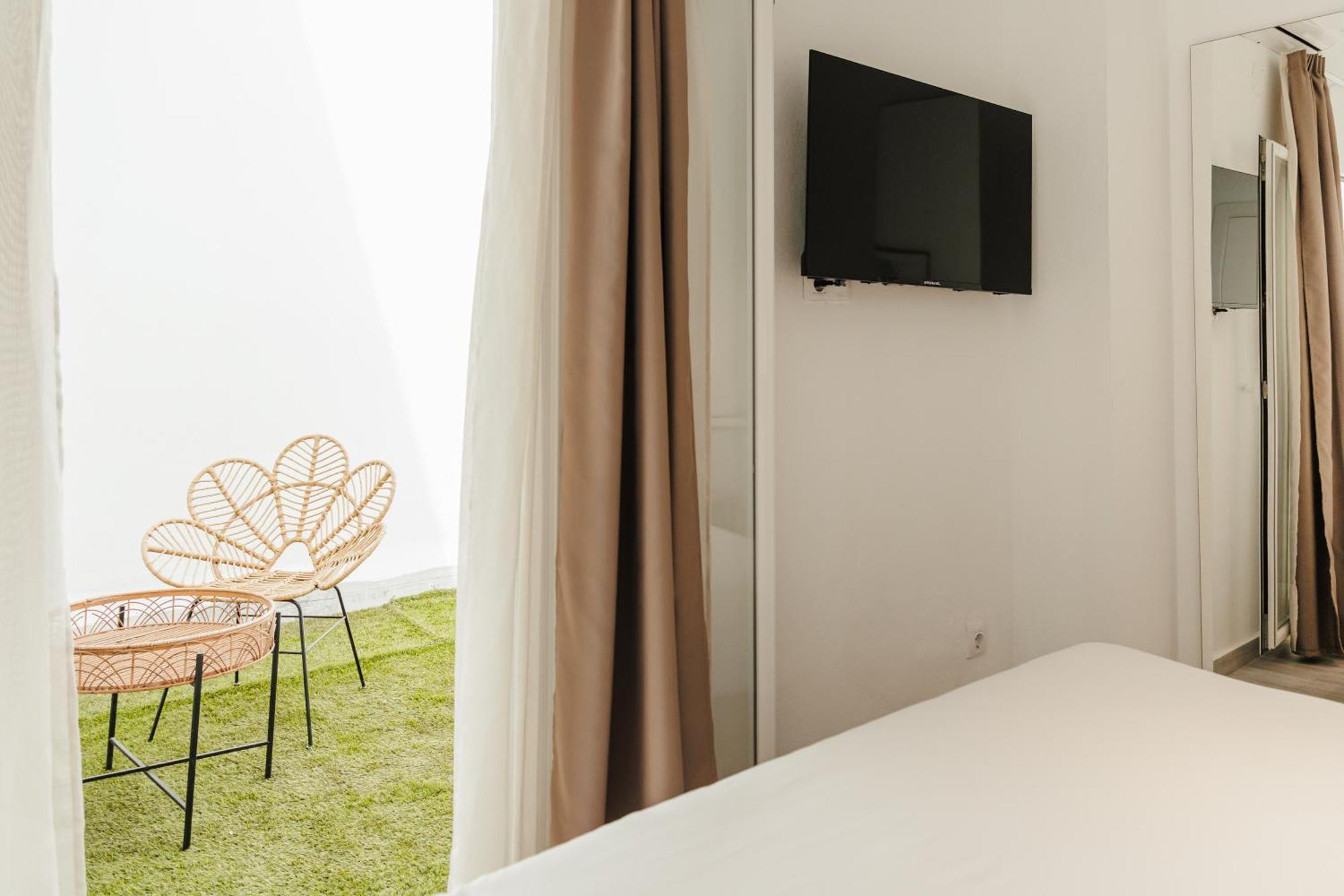 Astuto 21 Suites - Adults Only Херес де ла Фронтера Екстериор снимка